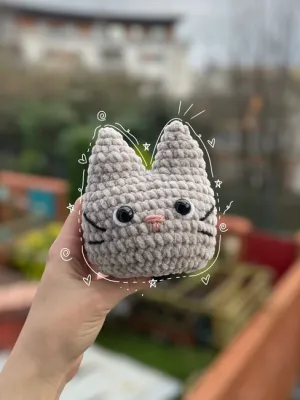 no-sew kitty crochet pattern!