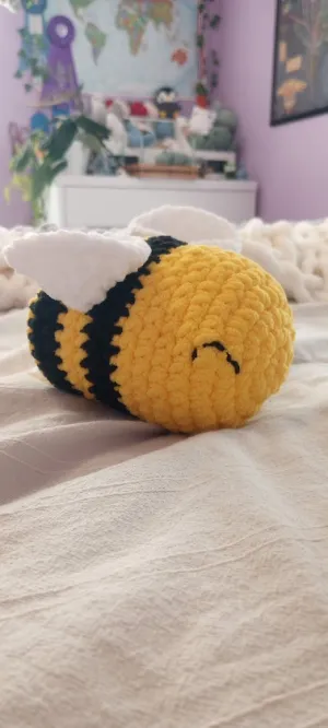 NO SEW crochet bee