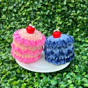 Cake pin cushion