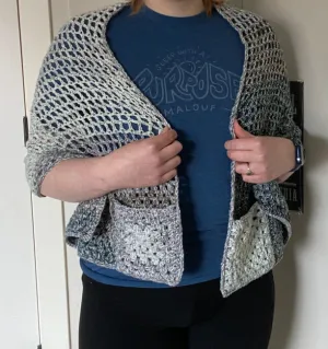 Cathy Mesh Pocketed Shawl