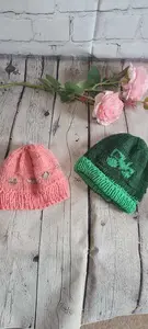 THE REVERSIBLE CHILDREN HAT IN 12 SIZES