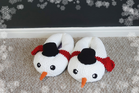 Chunky Snowman Slippers