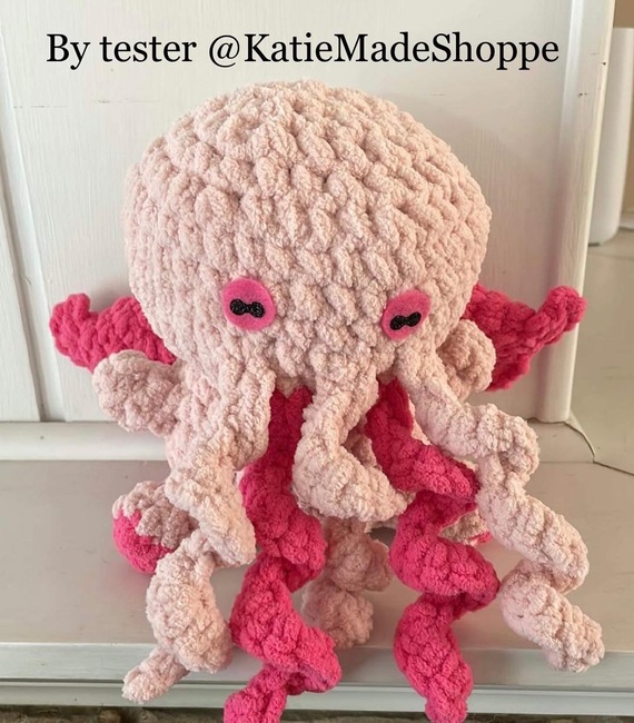 Crocheted a Cthulhu plushie for my dad : r/crochet