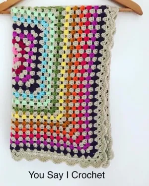 GRANNY SQUARE CROCHET BLANKET