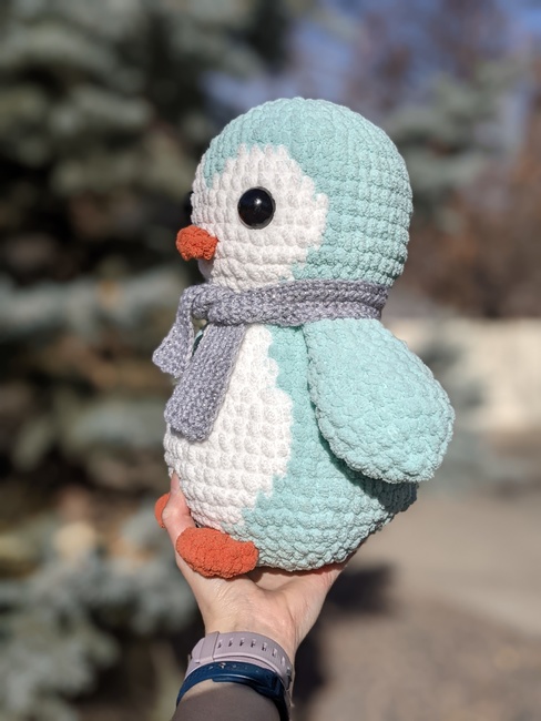 Polar the Plushie Penguin: Crochet pattern | Ribblr