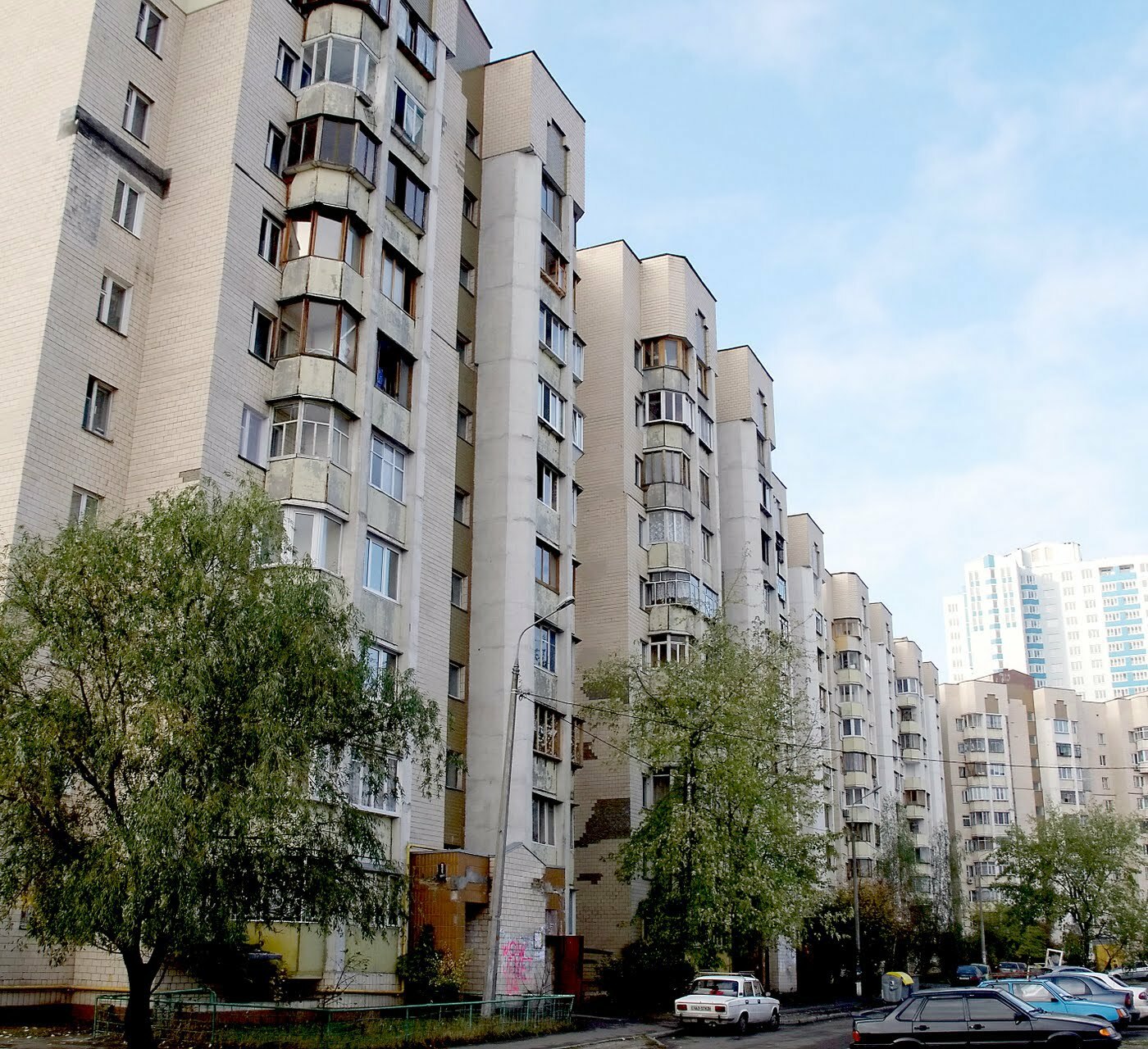 Киев проспект маяковского