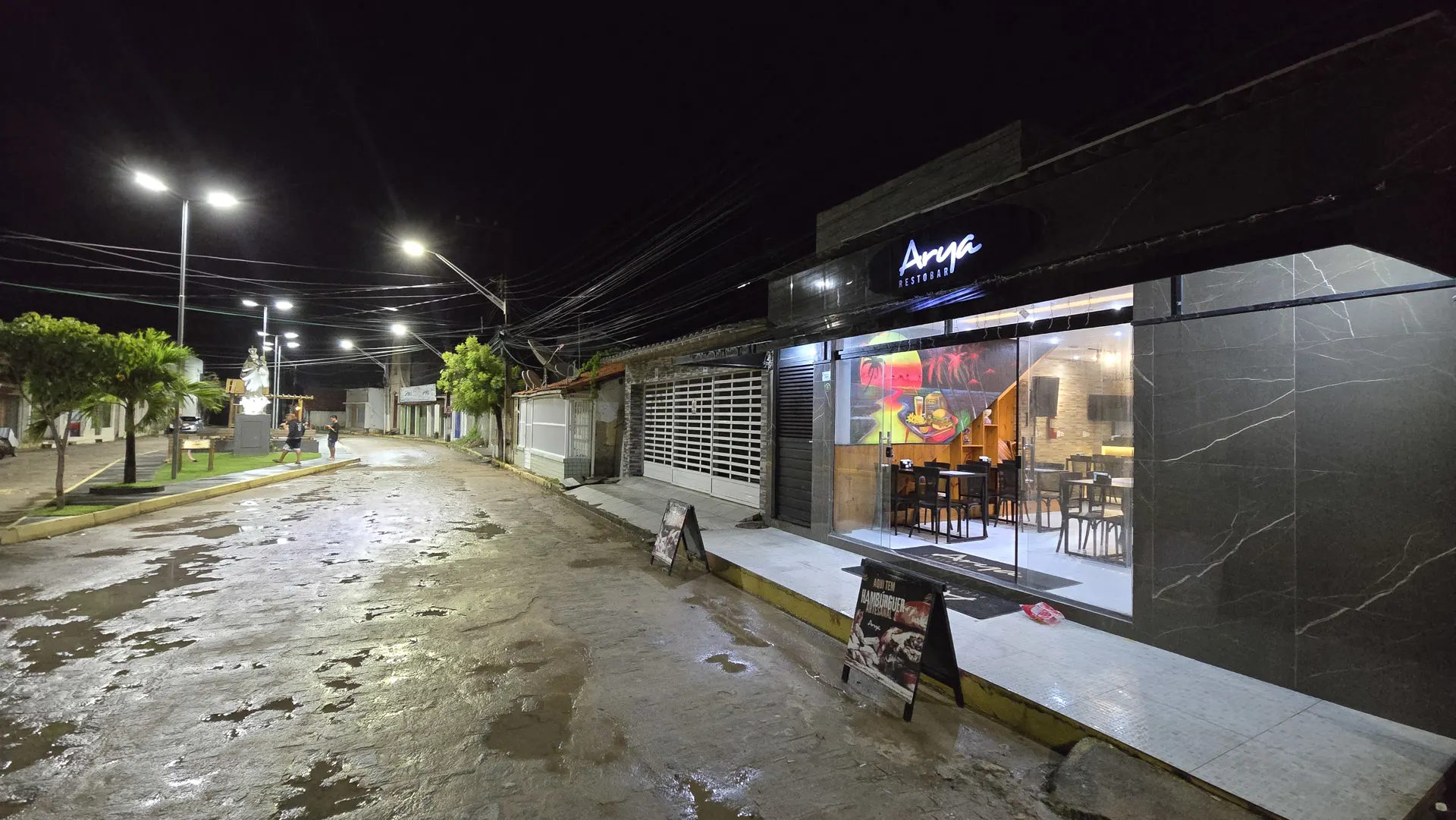Arya Restobar