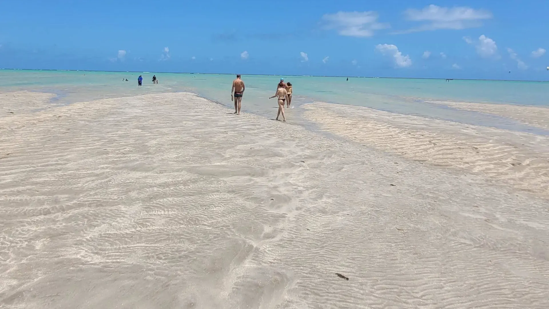 Praia de Antunes: O Caribe Brasileiro em Maragogi