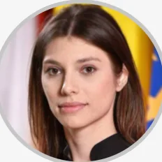Dr. Adriana Calugaru — consultație medicală online pe Ringdoc