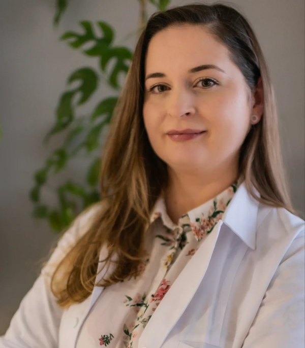 Dr. Adelina Loredana Dan