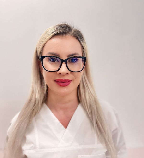 Dr. Carmen Bianca Rotaru