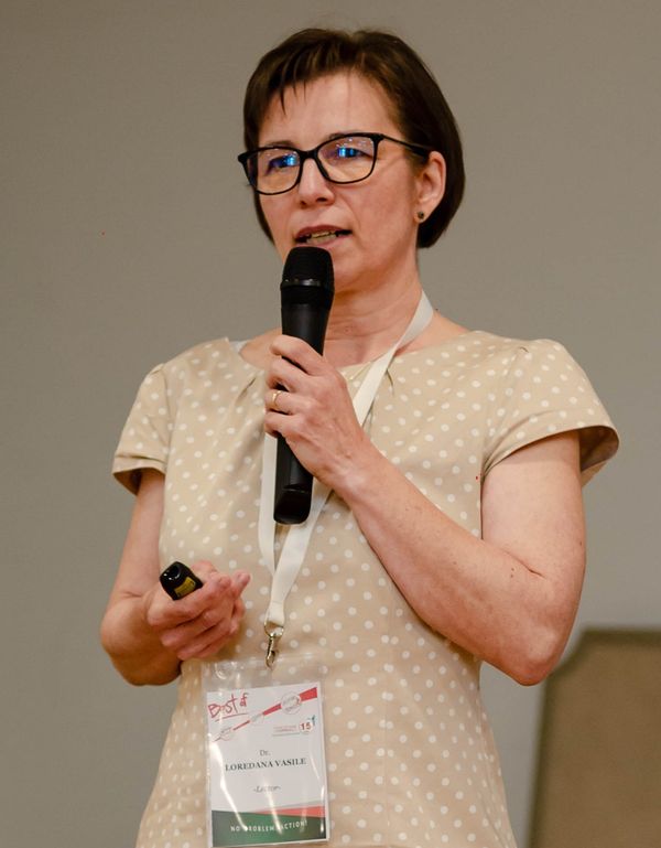 Dr. Loredana Vasile
