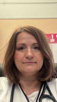Dr. Luminita Bajenaru Marin, Pediatric infectious diseases — online medical consultation on Ringdoc