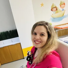 Dr. Oana Vițalariu — online medical consultation on Ringdoc