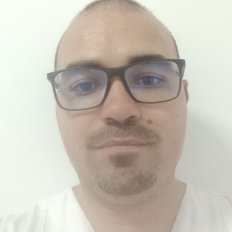Dr. Stefan Antighin Dr. Stefan Antighin — consultație medicală online pe Ringdoc