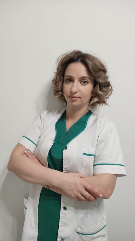 Dr. Elena Nacu