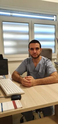 Dr. Marin Dan Tita, Urology — online medical consultation on Ringdoc