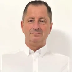 Dr. Hadrian Marius Jean Vaida — consultație medicală online pe Ringdoc