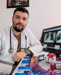 Dr. Remus-Leonard Bobârnac, Pneumology — online medical consultation on Ringdoc