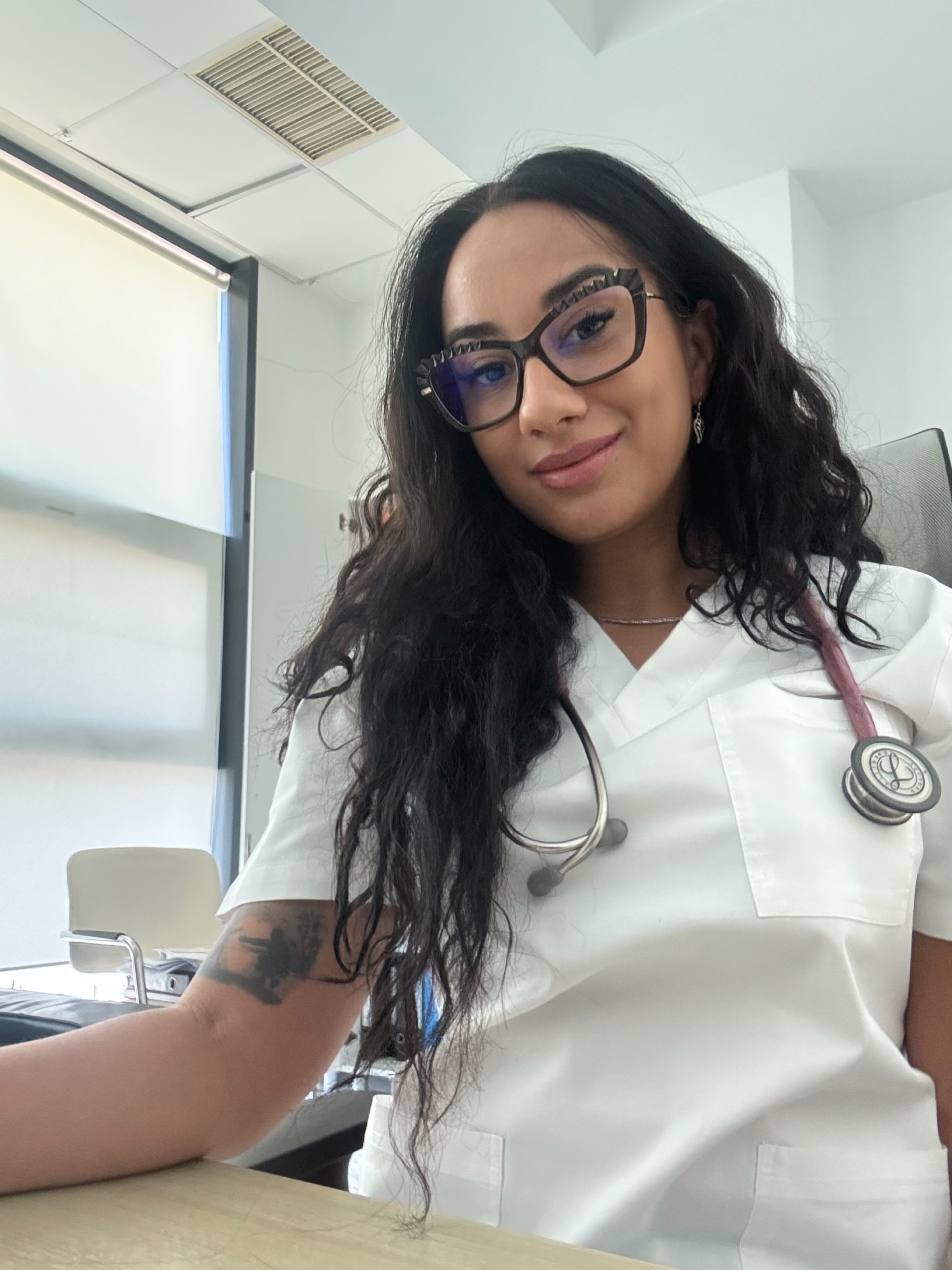 Dr. Ana Maria Sarpe