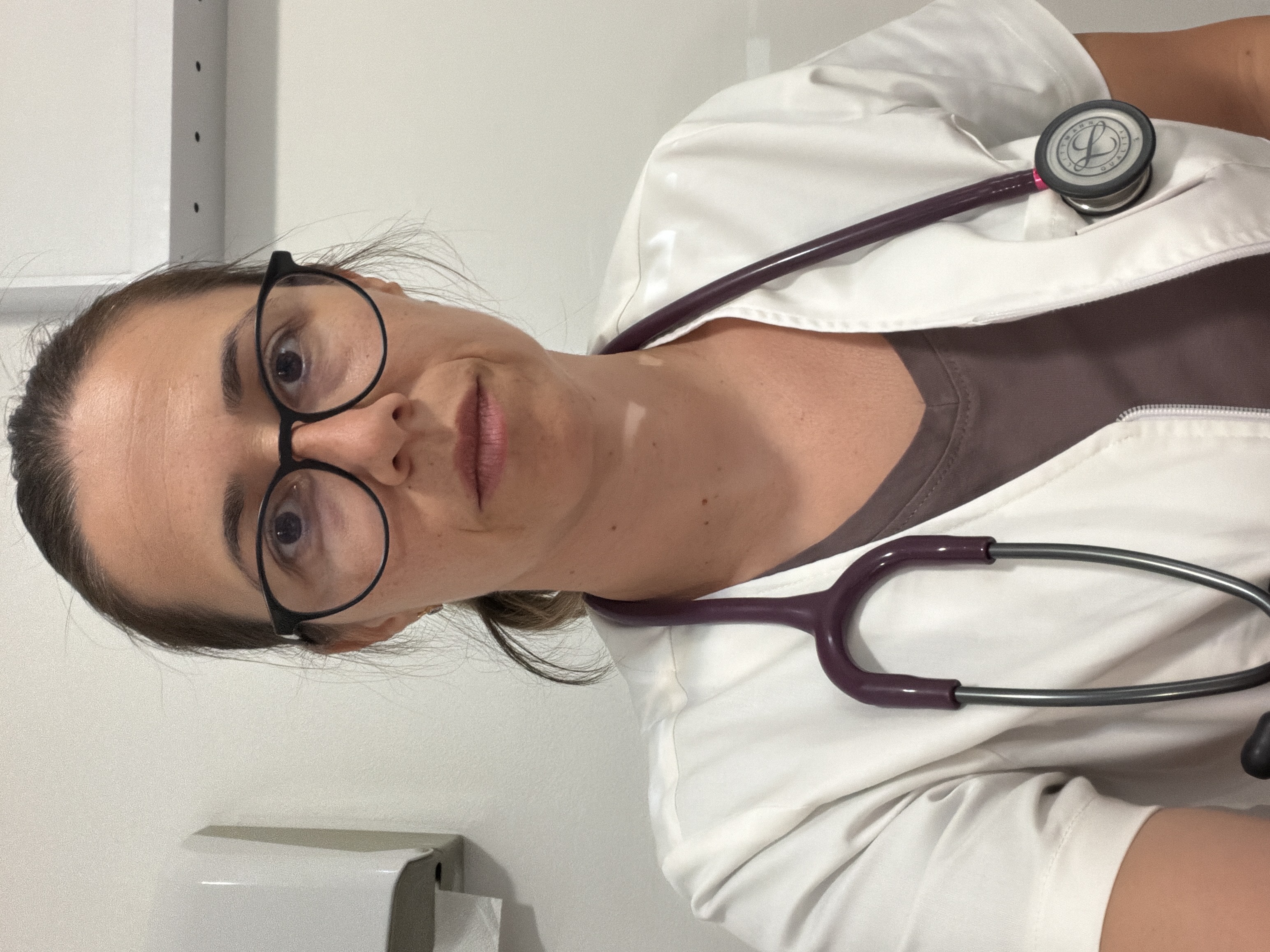 Dr. Iulia Maria Fuiorea, Pneumology — online medical consultation on Ringdoc