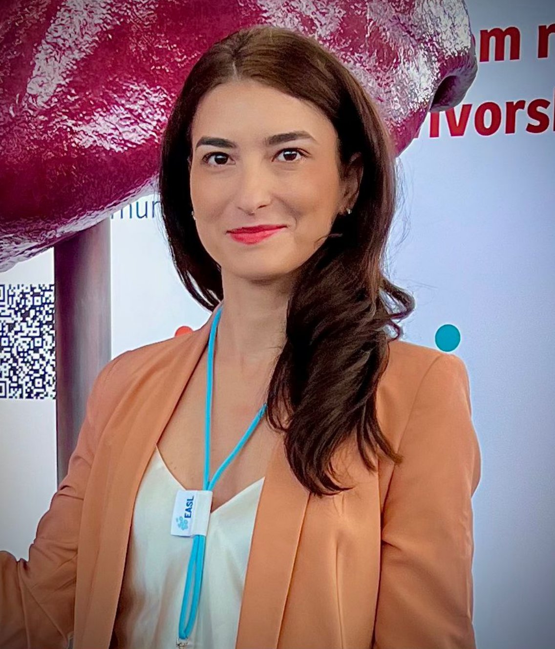 Dr. Oana Serac, Gastroenterologie — consultație medicală online pe Ringdoc