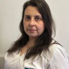 Dr. Laura Maria Neag — consultație medicală online pe Ringdoc