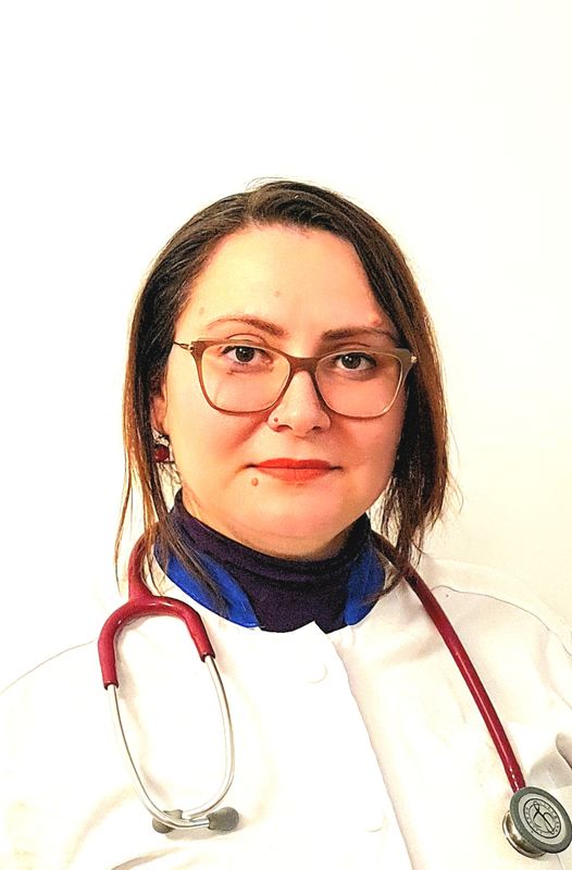 Dr. Ramona-Stela Czako