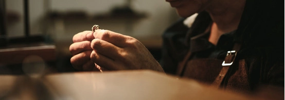 Ensuring Sterling Silver Authenticity: A Buyer's Guide to Quality Jewelry