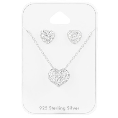 Silver Filigree Heart Set on Card