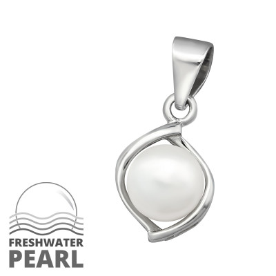 Classic Sterling Silver Pendant with Pearl