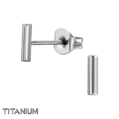 Bar Titanium Ear Studs