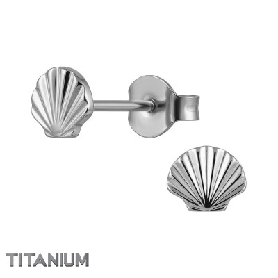 6mm Scallop Shell Titanium Ear Studs