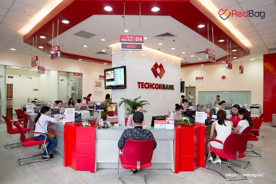 giờ làm việc techcombank