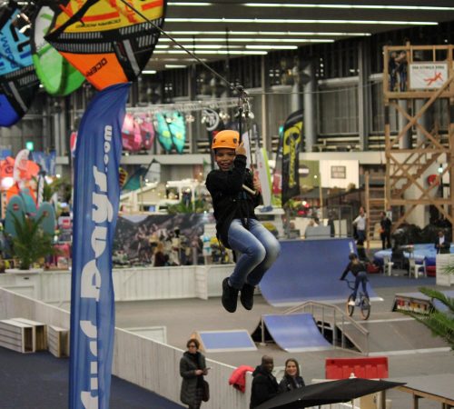 Indoor zipline evenement