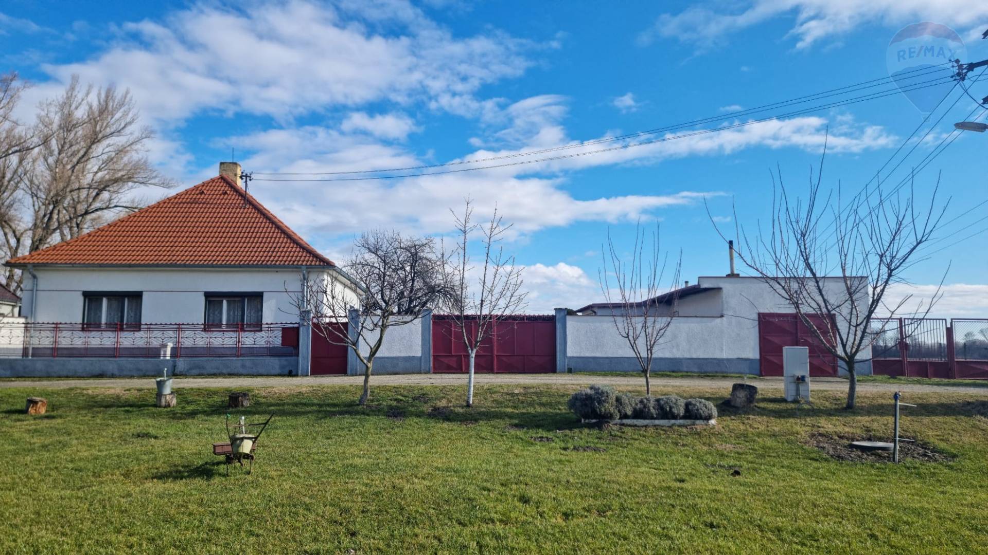 Predaj rodinný dom s hospodárstvom na Žitnom Ostrove