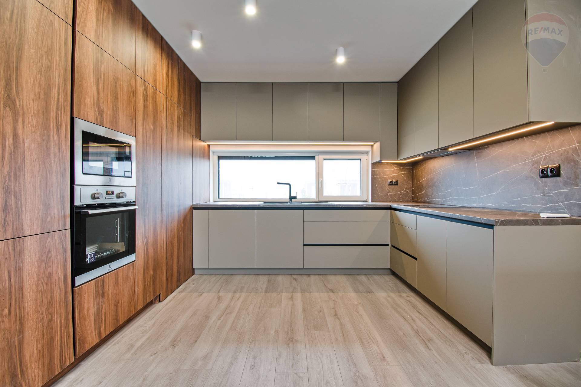 PRENÁJOM: 4IZBOVÝ RODINNÝ DOM, NOVOSTAVBA - DUNAJSKÁ STREDA ČASŤ MLIEČANY