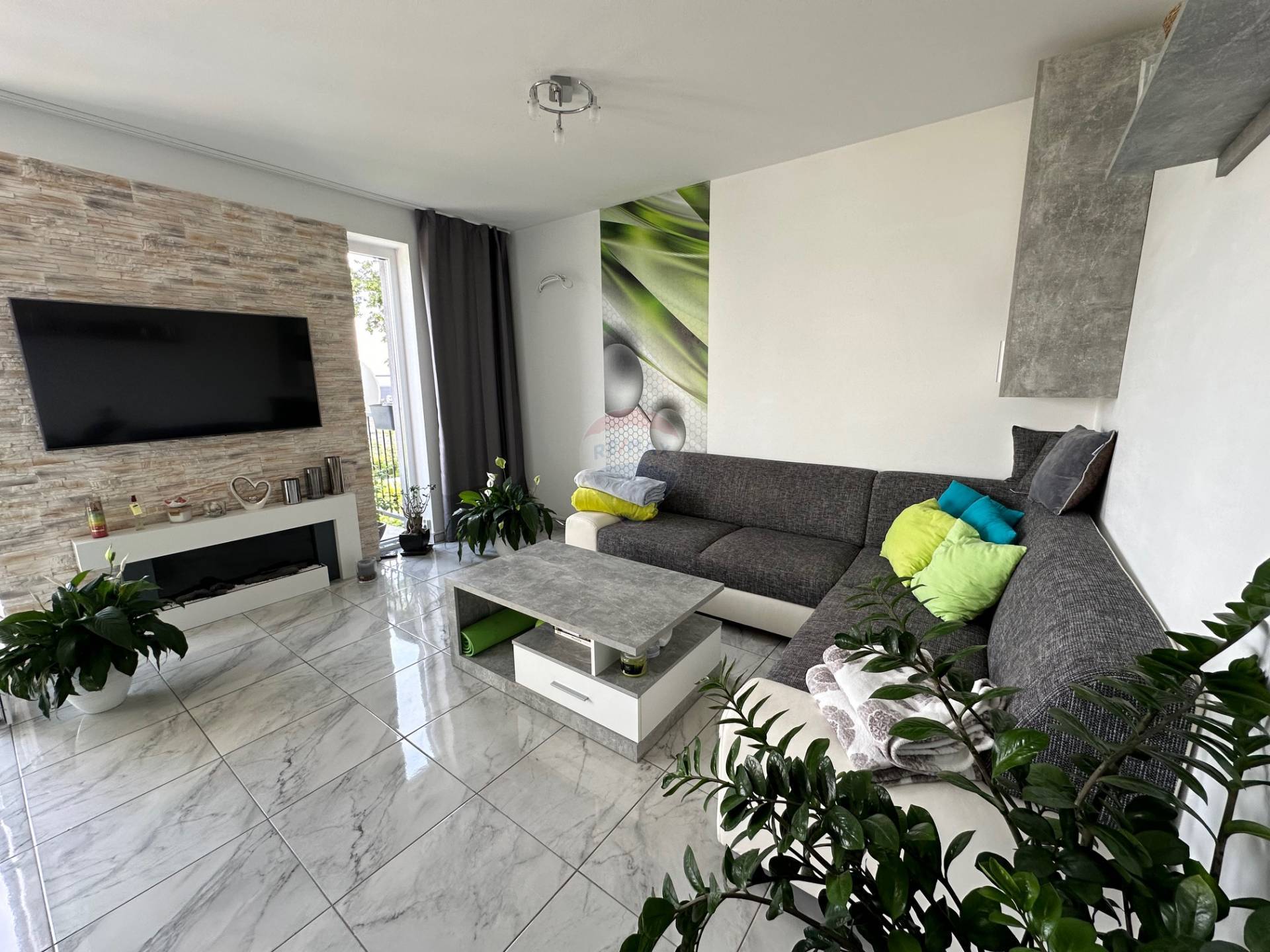 Prenájom 2 izbového bytu v Senci