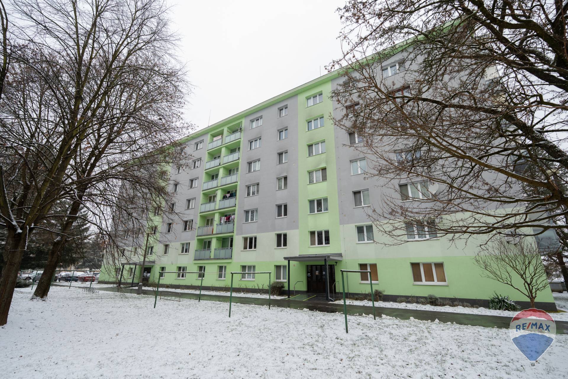 na predaj 3-izbový byt 61m2 Nová Dubnica