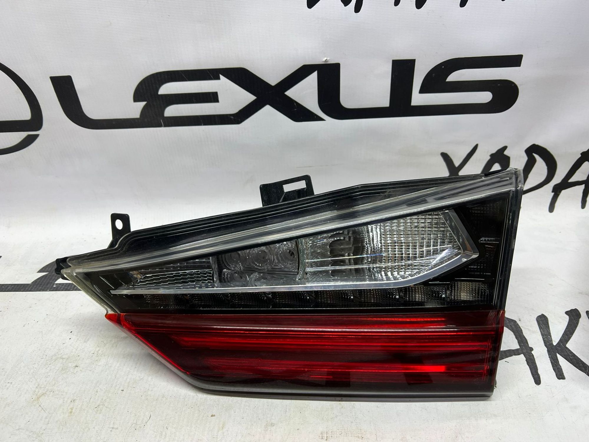 Фонарь задний правый Lexus RX4 до рест 2016-2019