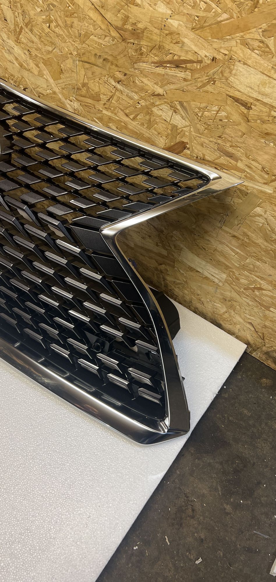 Решетка радиатора Lexus RX IV 2018
