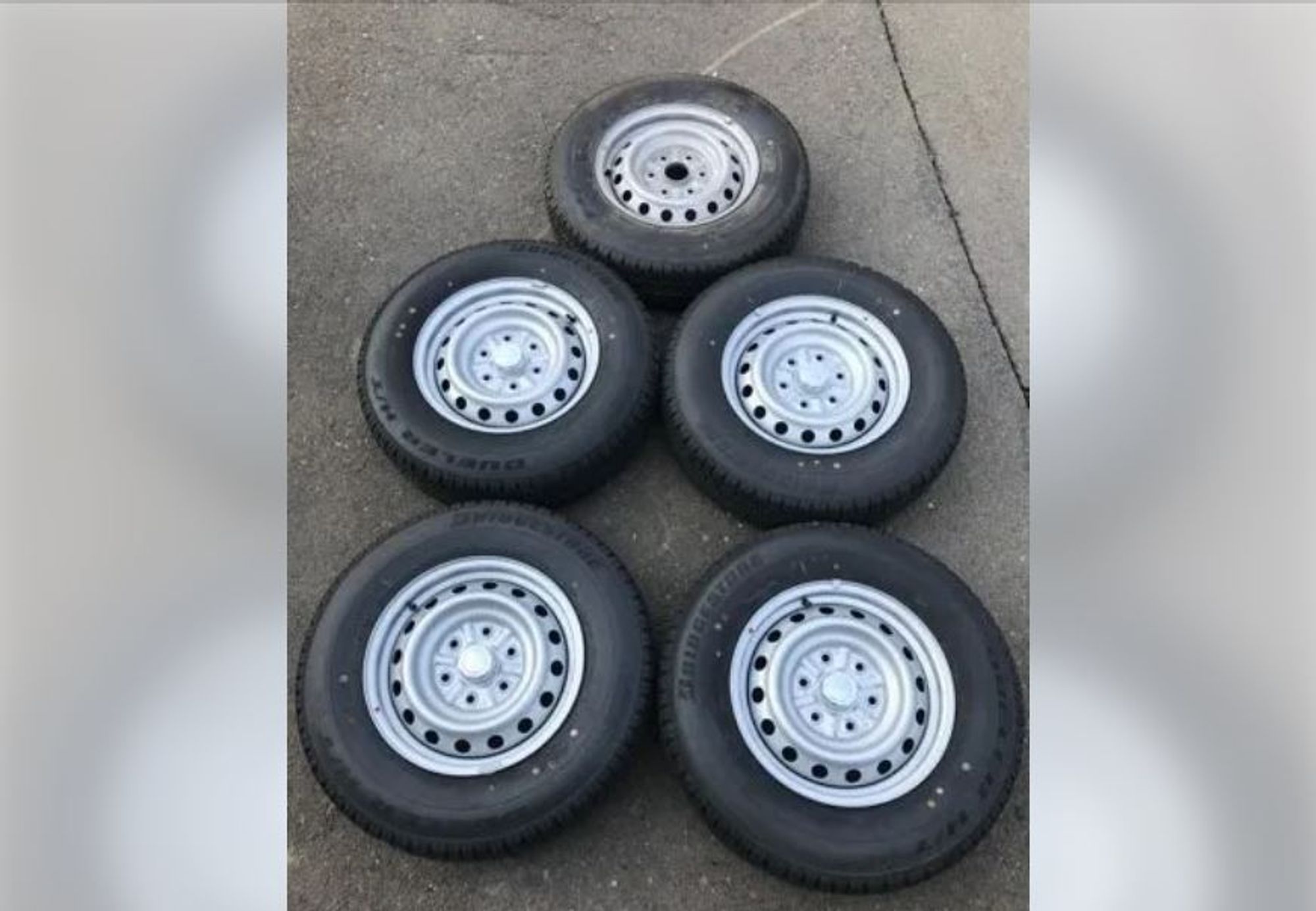 Комплект колес Bridgestone Dueler H/T 689 205 R16C