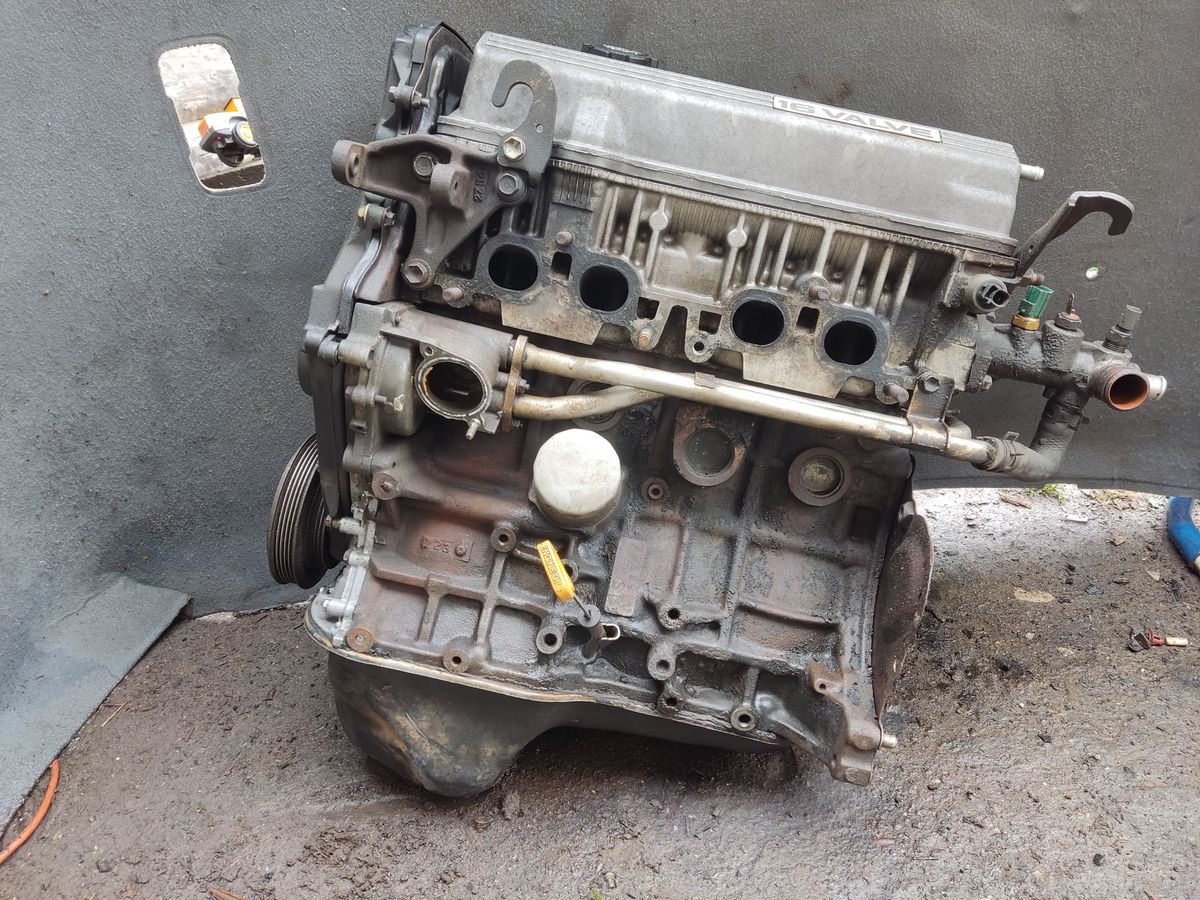 Двигатель в сборе Toyota Caldina ST190 4SFE