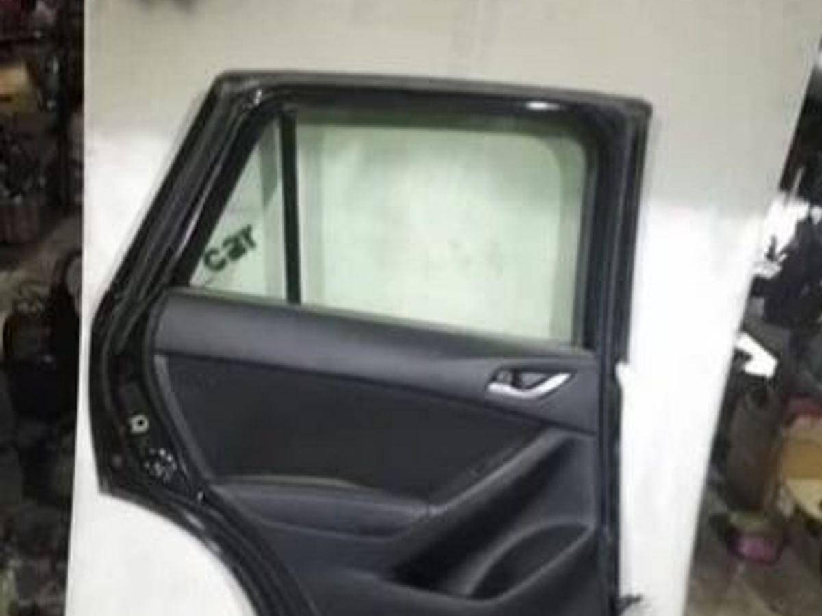 Дверь левая задняя в сборе Mazda CX-5 I