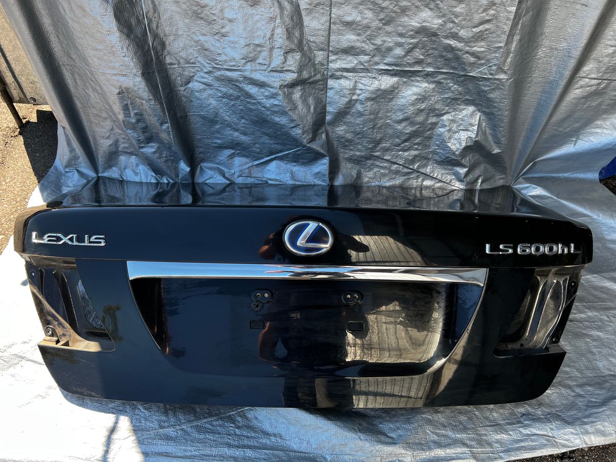 Крышка багажника в сборе Lexus LS IV