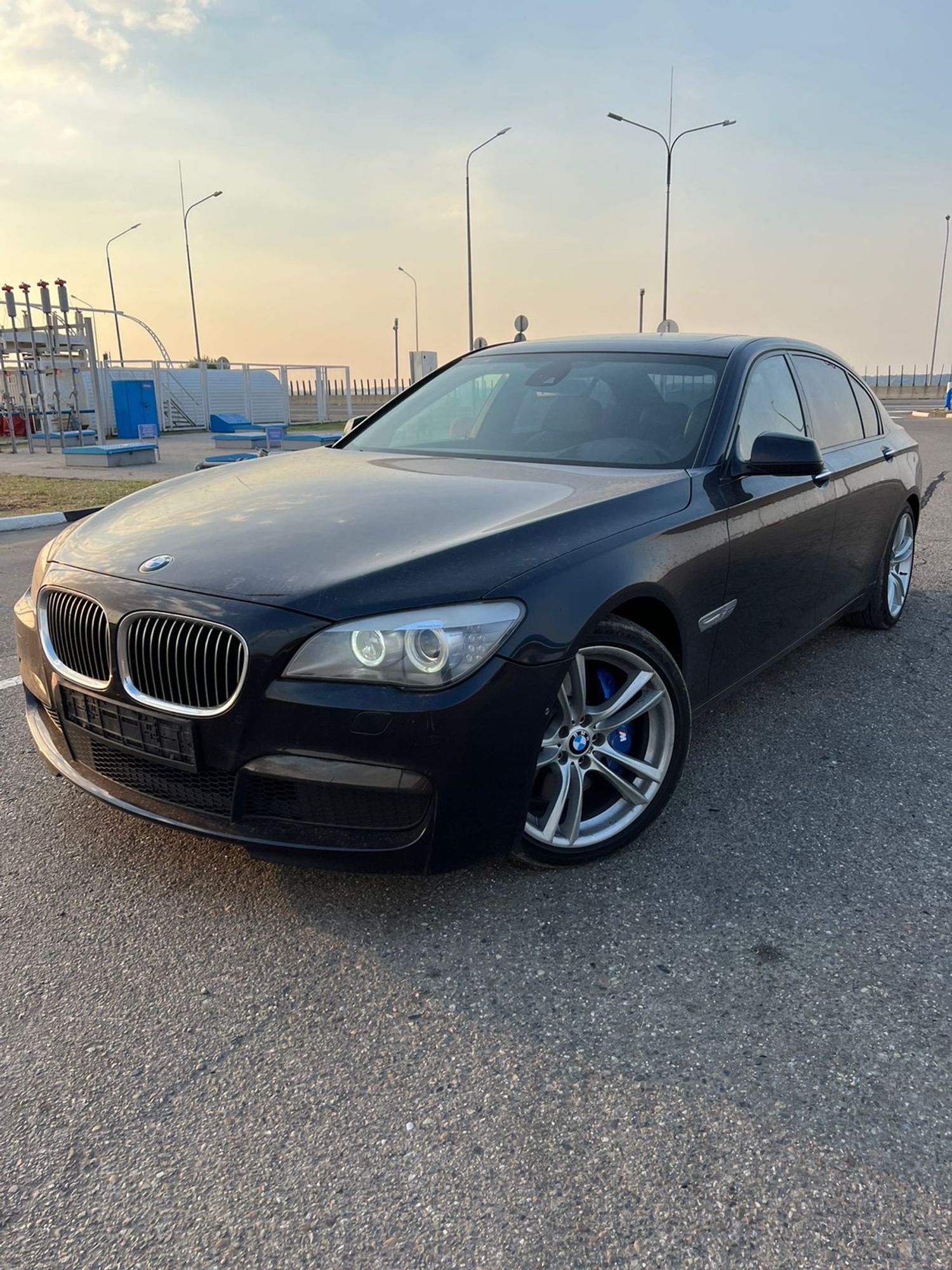 BMW 7 серия F01/F02/F04 2011