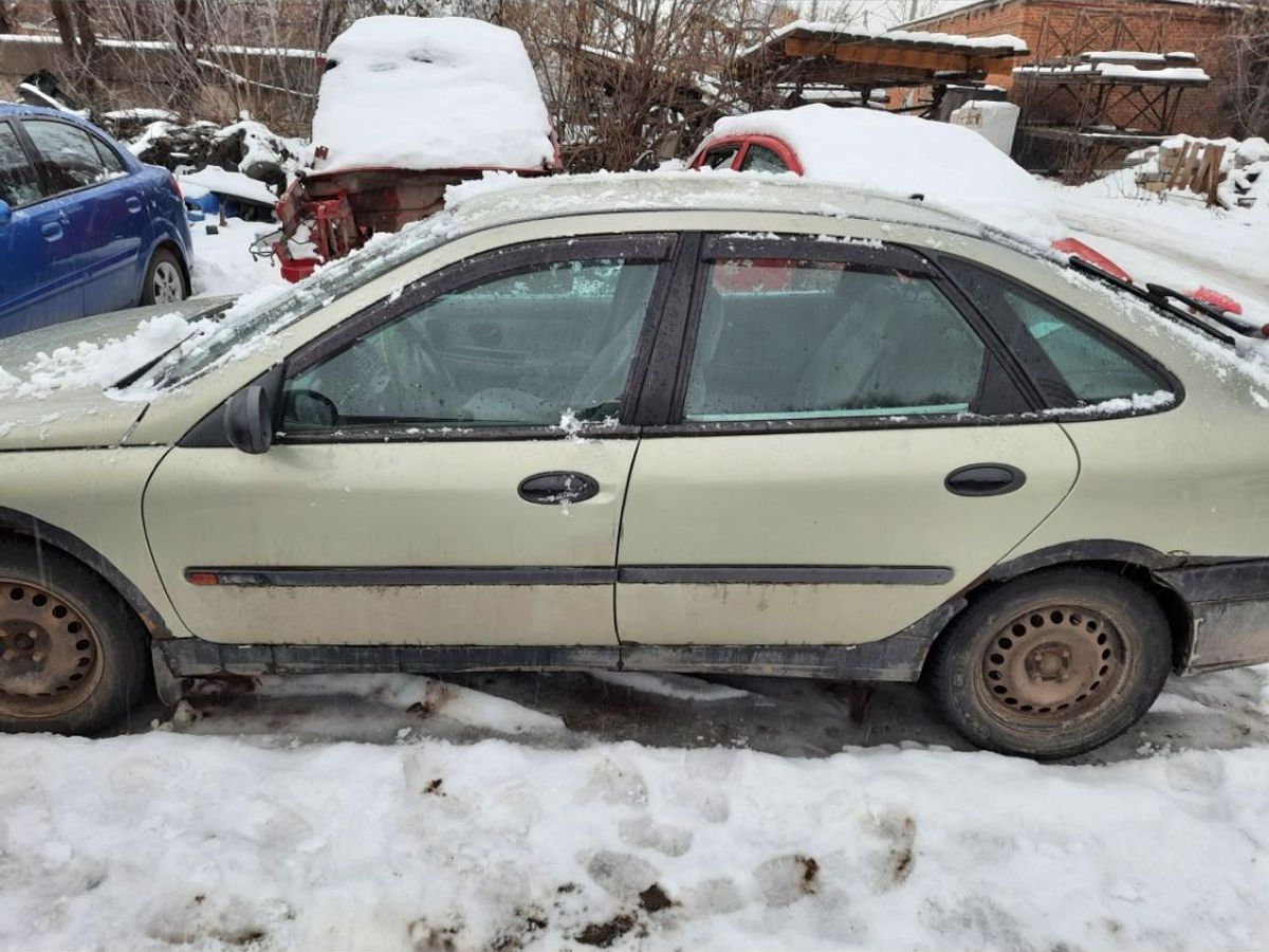 Renault Laguna I 1998