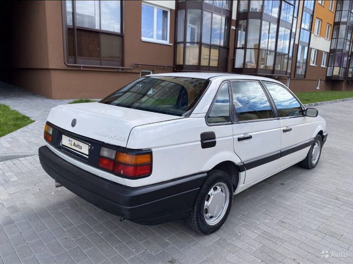 Volkswagen Passat B3 1989