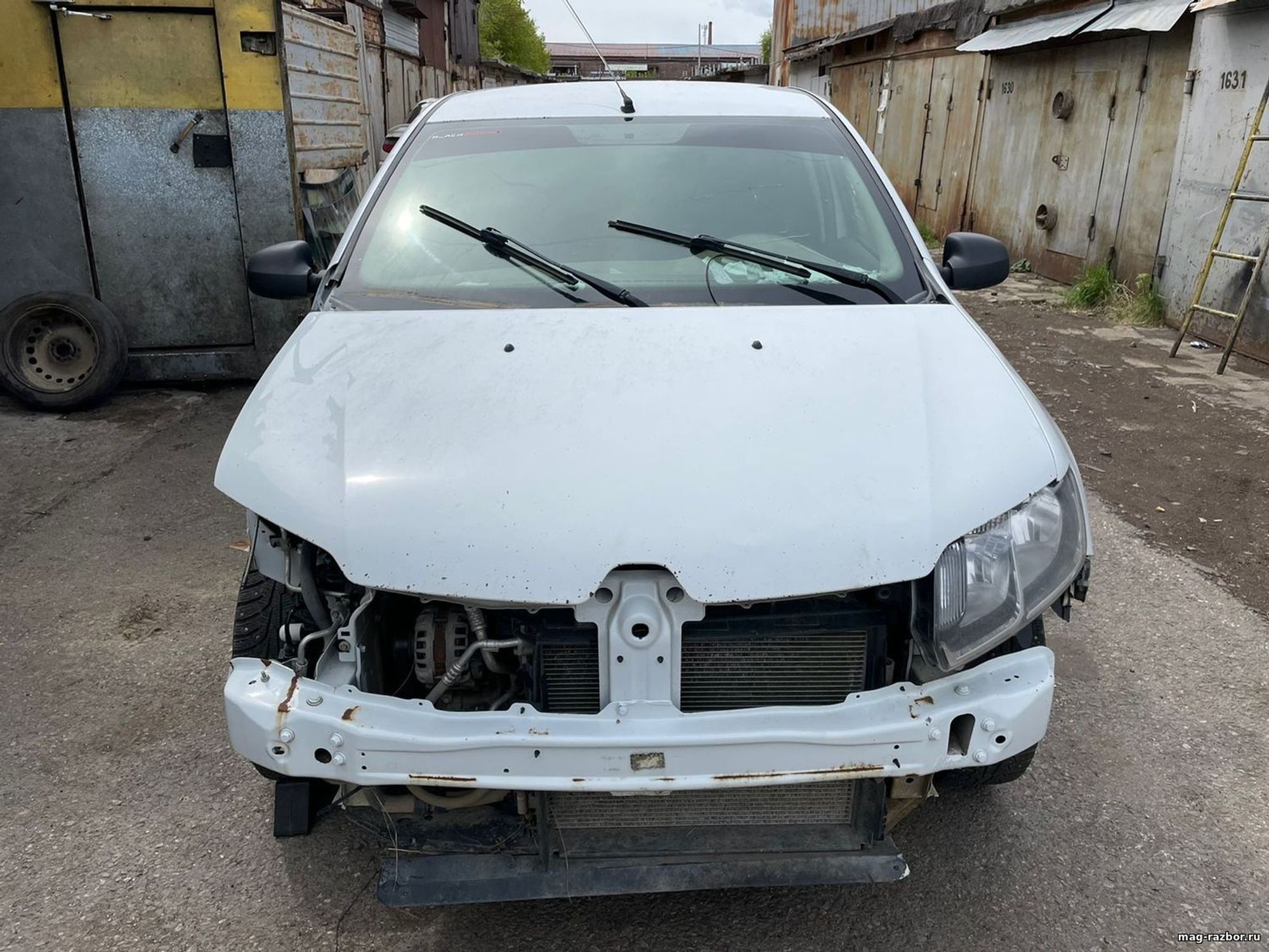 Renault Logan II (2012—2018) 2014