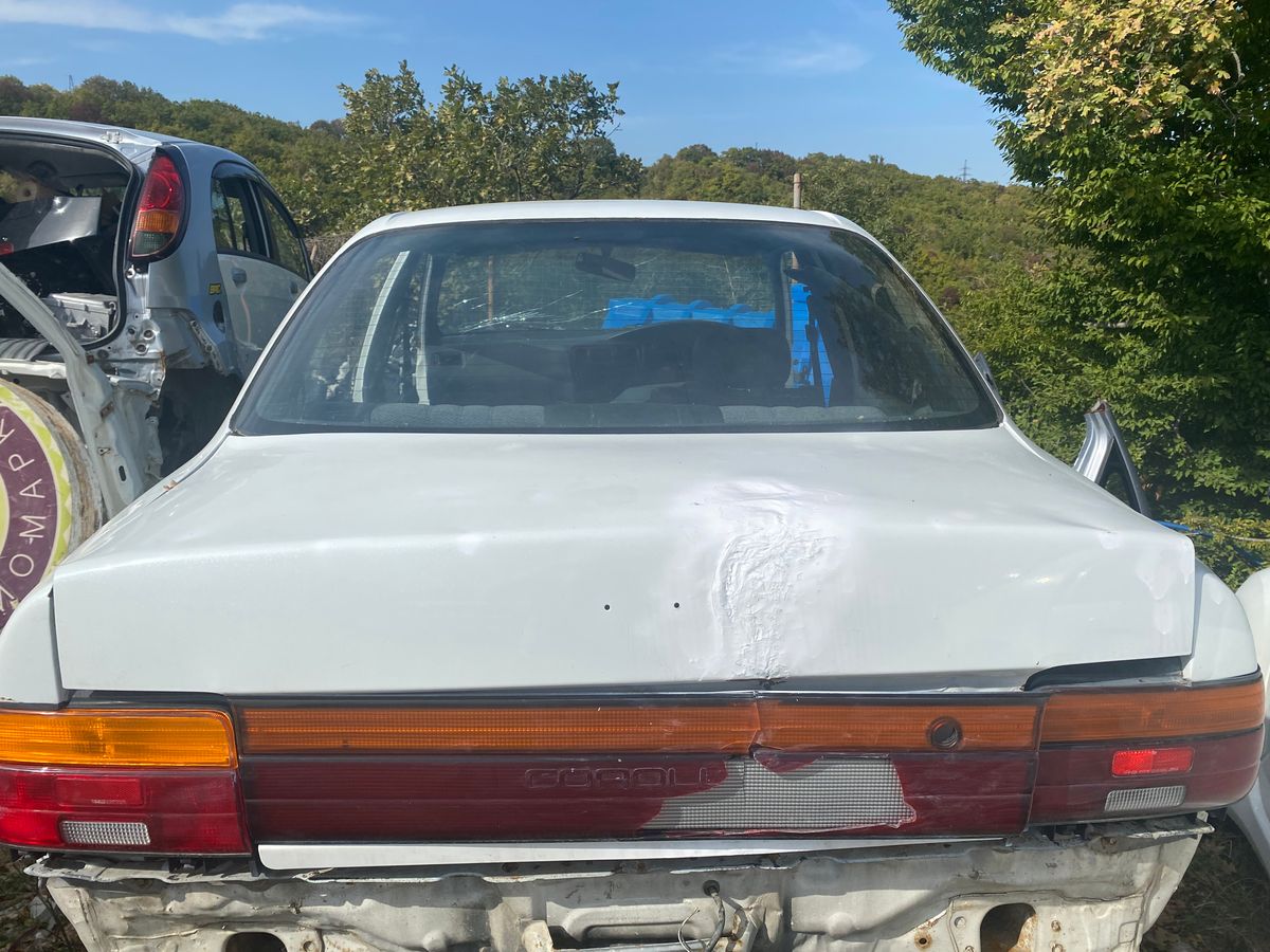 Крышка багажника в сборе Toyota Corolla VII (E...